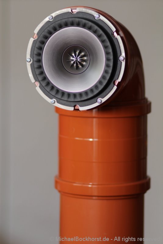 tube-speaker-one_cyclop_by.bockhorst_EOSM_010300